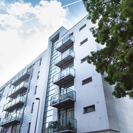 Penthouse In Liverpool City Centre - Free Parking - Balcony - By Happy Days Ngoại thất bức ảnh
