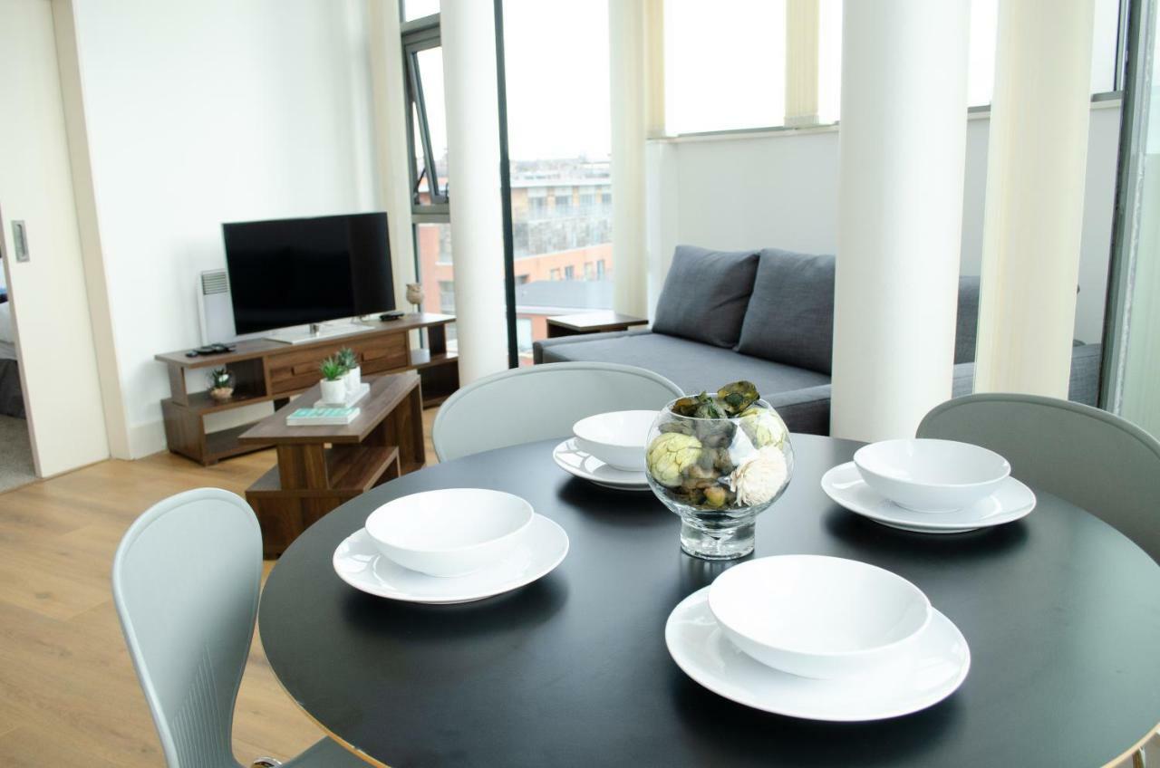 Penthouse In Liverpool City Centre - Free Parking - Balcony - By Happy Days Ngoại thất bức ảnh